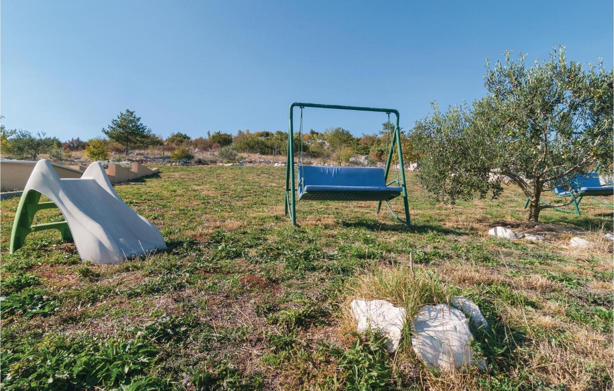 Cozy Home In Neoric With Outdoor Swimming Pool Exterior photo